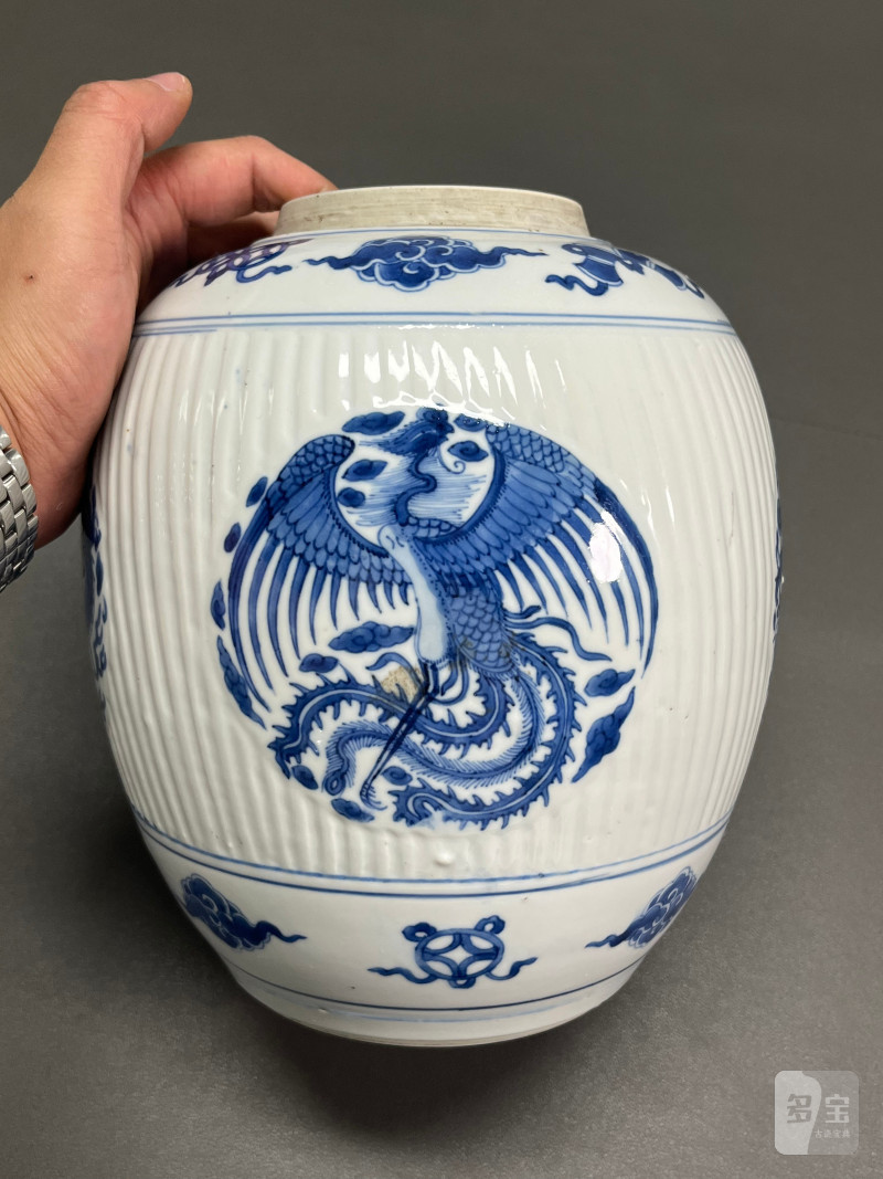 清康熙  青花龙凤纹瓜棱罐（带木盖） - 图7